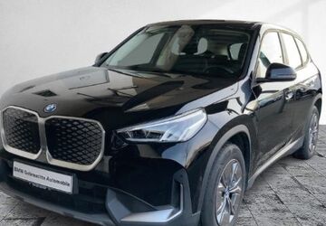BMW iX1 29.044 km 31.488 &euro; Frankfurt 60314