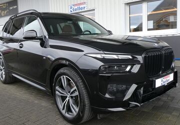 BMW X7 38.553 km 81.900 &euro; Paderborn 33106