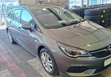 Opel Astra Klima Navi Temp CarPlay 1.Hd 28.000 km !!! 28.000 km 13.000 &euro; Erftstadt 50374