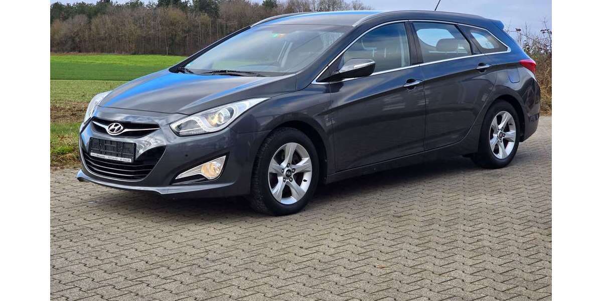 Hyundai i40 144.000 km 6.890 &euro; Wiernsheim 75446