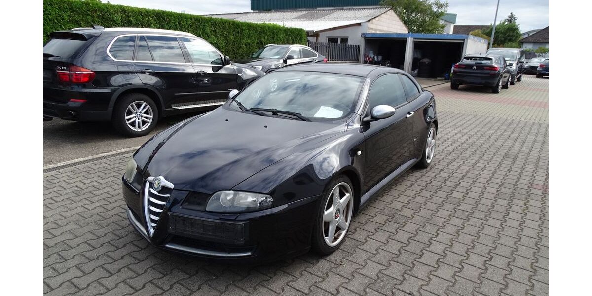Alfa Romeo GT 114.800 km 3.490 &euro; Rodgau 63110