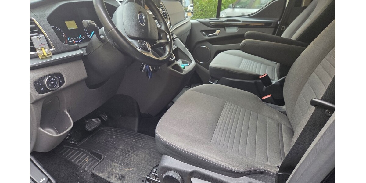 Ford Tourneo Custom Bus 53.000 km 40.000 &euro; Friedrichshafen 88045