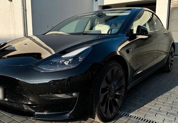 Tesla Model 3 40.000 km 29.000 &euro; Wiesbaden 65197