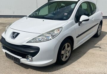 Peugeot 207 157.946 km 2.699 &euro; Uhingen 73066