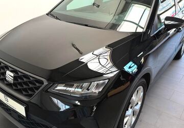 Seat Arona 29.213 km 19.987 &euro; Hallschlag 54611