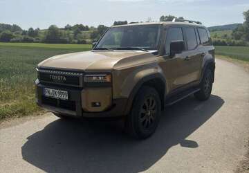 Toyota Land Cruiser 3.700 km 82.000 &euro; Deggenhausertal 88693