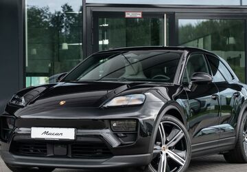 Porsche Macan 9.900 km 106.793 &euro; Lüneburg 21339