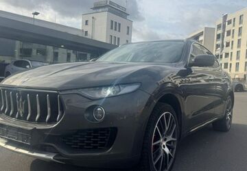 Maserati Levante 70.900 km 35.280 &euro; Köln 50829