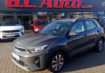 Kia Stonic 73.450 km 16.680 &euro; Perleberg 19348