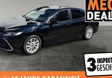 Toyota Camry 63.815 km 26.970 &euro; Köln 50825