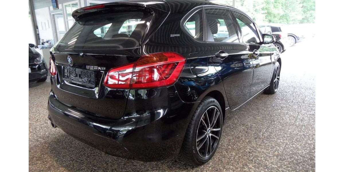 BMW 225 158.500 km 8.999 &euro; Bargteheide 22941