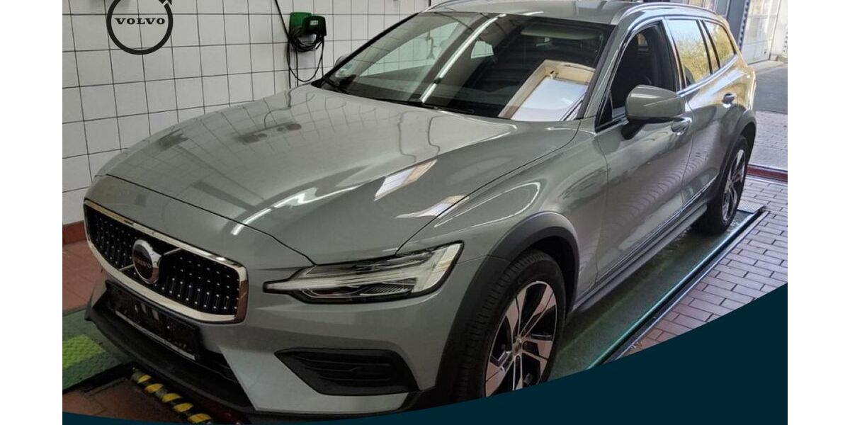 Volvo V60 Cross Country 28.011 km 39.650 &euro; Essen-Kray 45309
