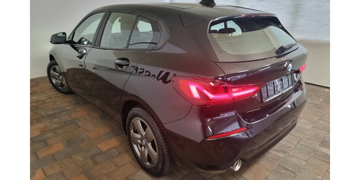 BMW 116d Advantage LED Teilleder DAB Live Cockpit 74.400 km 20.990 &euro; Garrel 49681