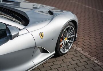 Ferrari 812 9.500 km 529.000 &euro; Berlin 12555