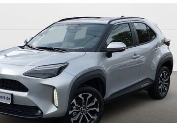 Toyota Yaris Cross 3.000 km 27.480 &euro; Kassel 34125