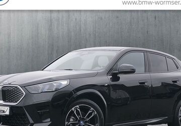 BMW iX2 9.060 km 39.980 &euro; Erlangen 91058