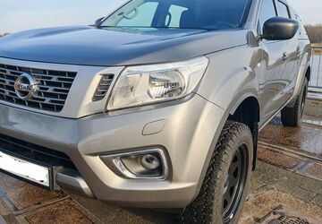 Nissan Navara 88.100 km 27.300 &euro; Berne 27804