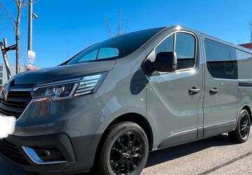 Renault Trafic 51.500 km 30.999 &euro; München 81243