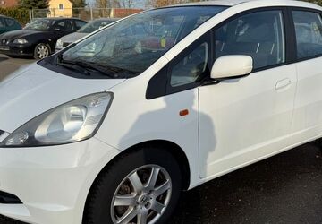 Honda Jazz 86.061 km 3.300 &euro; Fürstenwalde 15517