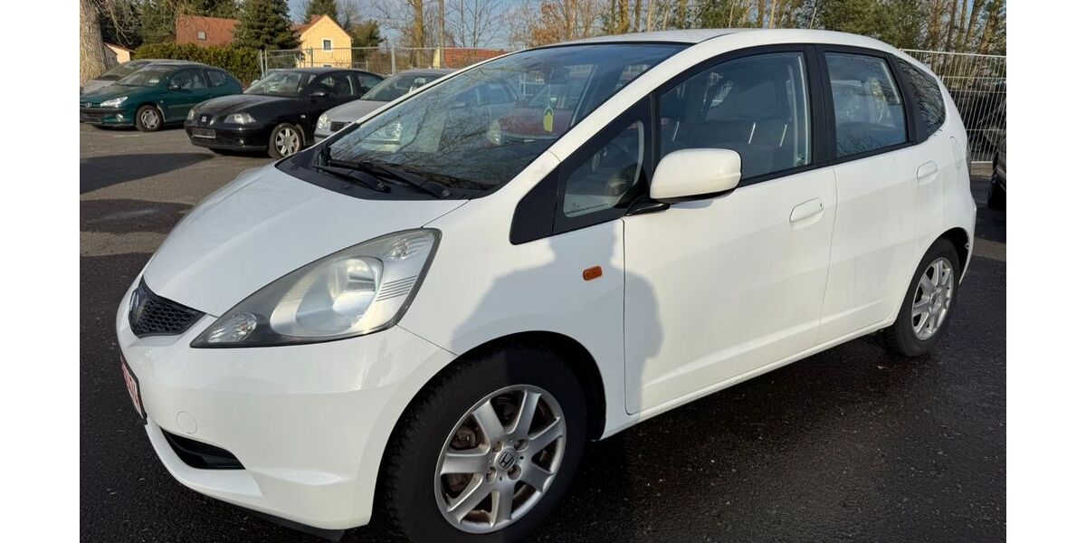 Honda Jazz 86.061 km 3.300 &euro; Fürstenwalde 15517