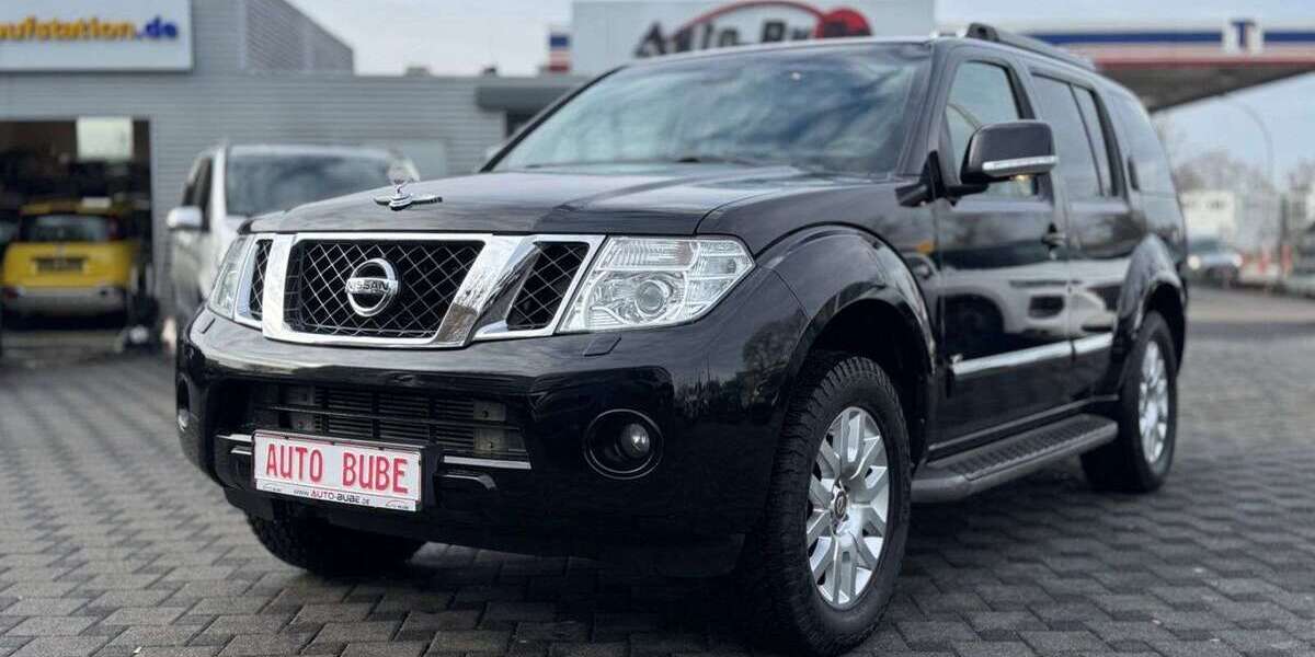 Nissan Pathfinder 179.800 km 16.900 &euro; Rüsselsheim 65428