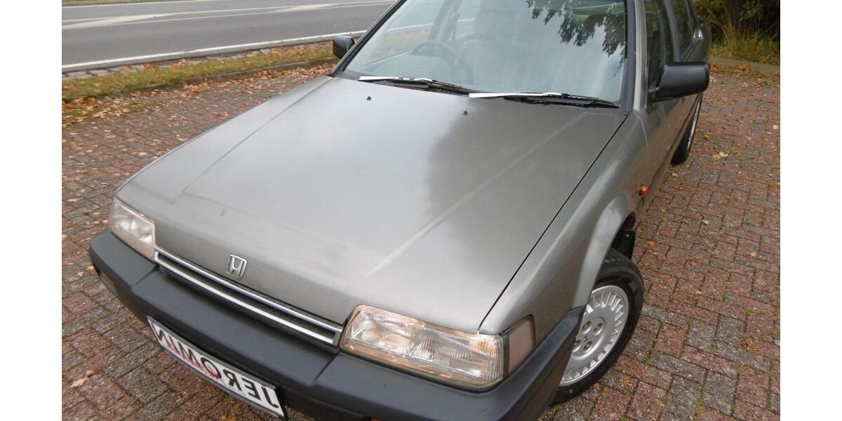 Honda Accord 141.821 km 1.450 &euro; Tornesch 25436