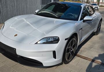 Porsche Taycan 7.000 km 89.299 &euro; München 80689