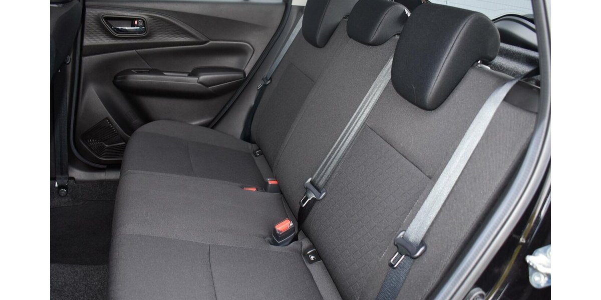 Suzuki Swift Club 1.2l M/T Dualjet Hybrid 26.700 km 15.450 &euro; Höchberg-Würzburg 97204