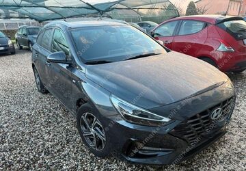 Hyundai i30 149.000 km 12.990 &euro; Berlin 12307