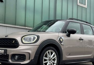 Mini Cooper SE Countryman 143.751 km 20.468 &euro; Viersen 41748
