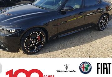 Alfa Romeo Giulia 15.000 km 47.990 &euro; Ingolstadt 85053