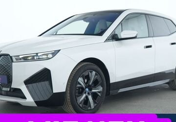 BMW iX 26.971 km 46.195 &euro; Garching bei München 85748