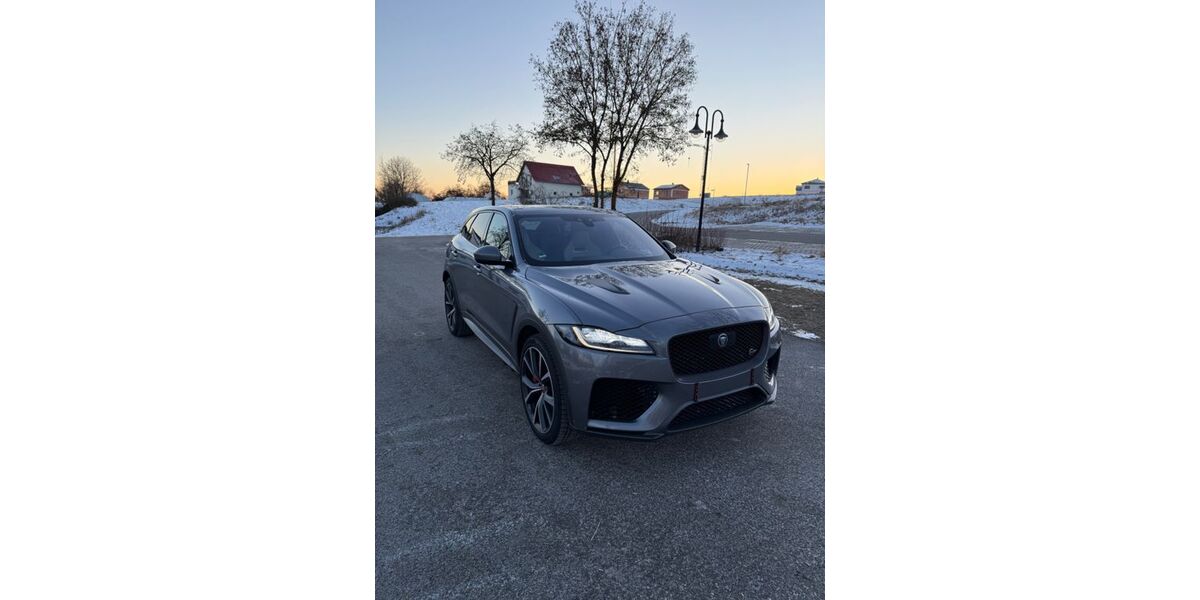 Jaguar F-Pace 74.300 km 45.889 &euro; Altheim/Alb 89174