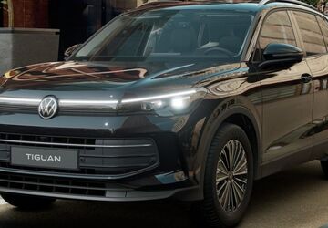 VW Tiguan 26.861 km 38.362 &euro; Northeim 37154