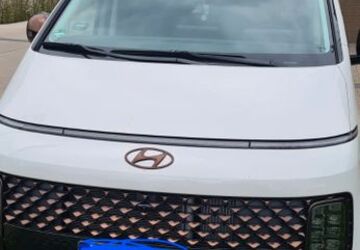 Hyundai STARIA 35.500 km 39.500 &euro; Krefeld 47829