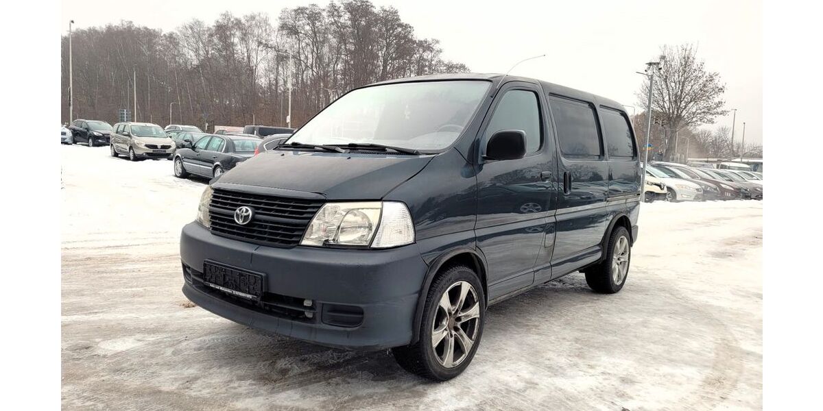 Toyota Hiace 293.824 km 4.980 &euro; Zwickau 08056