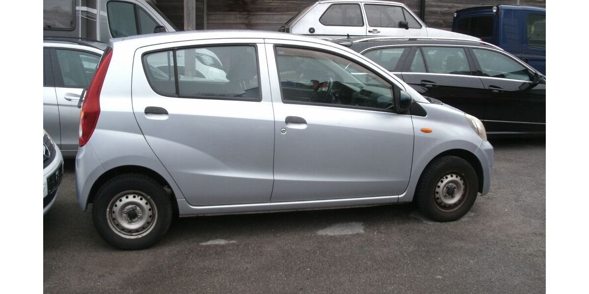 Daihatsu Cuore 112.785 km 1.000 &euro; Viersen 41747