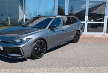 VW Passat Variant 5.000 km 53.900 &euro; Anklam 17389