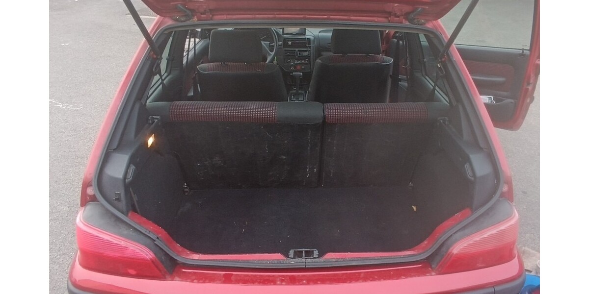 Peugeot 106 I 119.000 km 3.240 &euro; Stuttgart Möhringen 