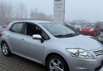 Toyota Auris 135.799 km 6.500 &euro; Münzenberg-Gambach 35516