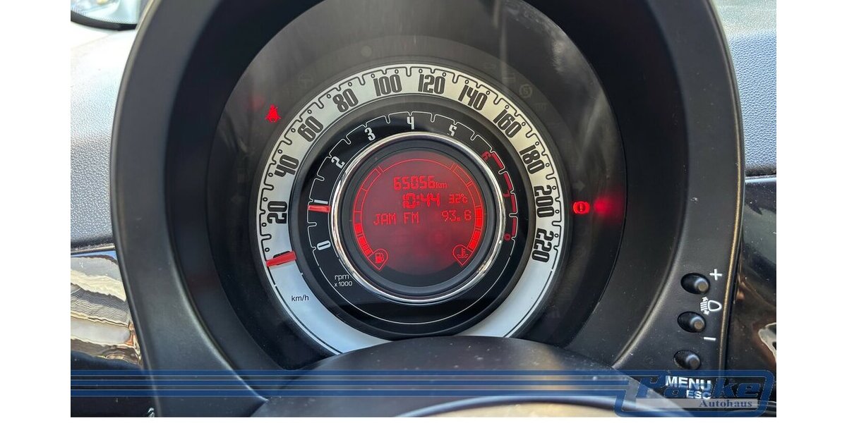 Fiat 500 Lounge*Pano*Klima*Tel.*Chrom* 65.056 km 6.980 &euro; Berlin 13187