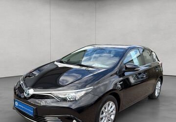 Toyota Auris 68.492 km 16.490 &euro; Freiburg 79108
