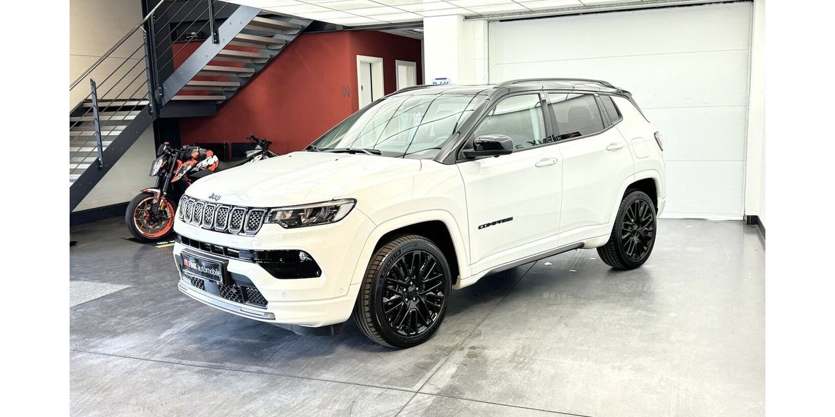 Jeep Compass S Plug-IN Hybrid 4WD 1.Hand Panoramadach 22.600 km 26.790 &euro; Lich 35423