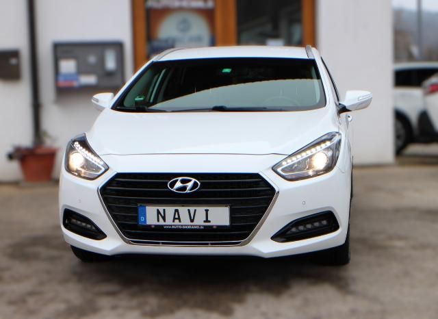 Hyundai i40 124.000 km 10.990 &euro; Tuttlingen 78532