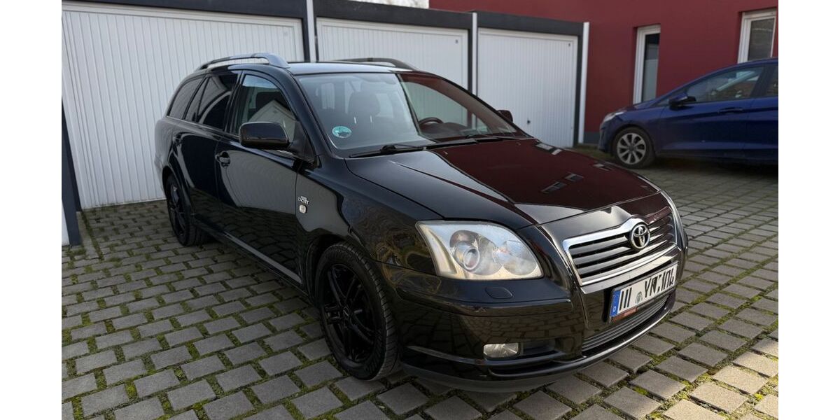 Toyota Avensis 259.000 km 2.500 &euro; Lünen 44536