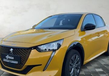 Peugeot 208 8.500 km 19.890 &euro; Nürnberg OT Schweinau 90439