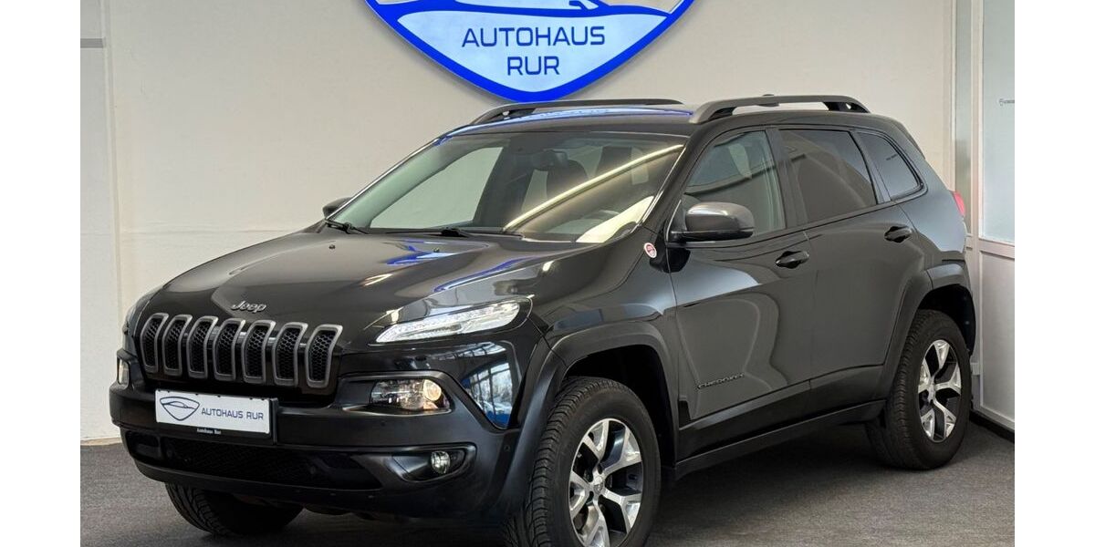 Jeep Cherokee 99.000 km 16.790 &euro; Düren 52353