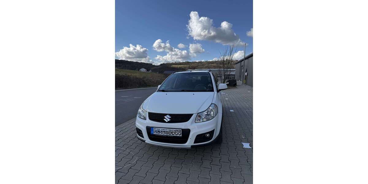 Suzuki SX4 125.381 km 6.900 &euro; Bad Mergentheim 97980
