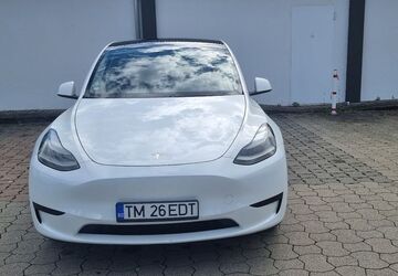 Tesla Model Y 29.500 km 32.450 &euro; Böblingen 71034