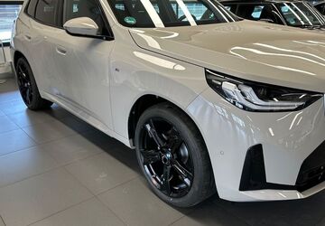 BMW X3 12.700 km 53.900 &euro; München 80335